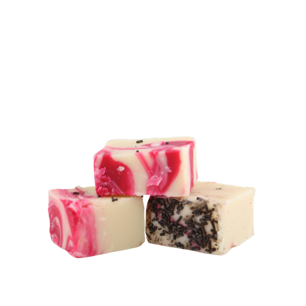 Luxury 99 Ice Cream Fudge 100g
